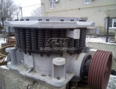 Конусная дробилка КМД 900